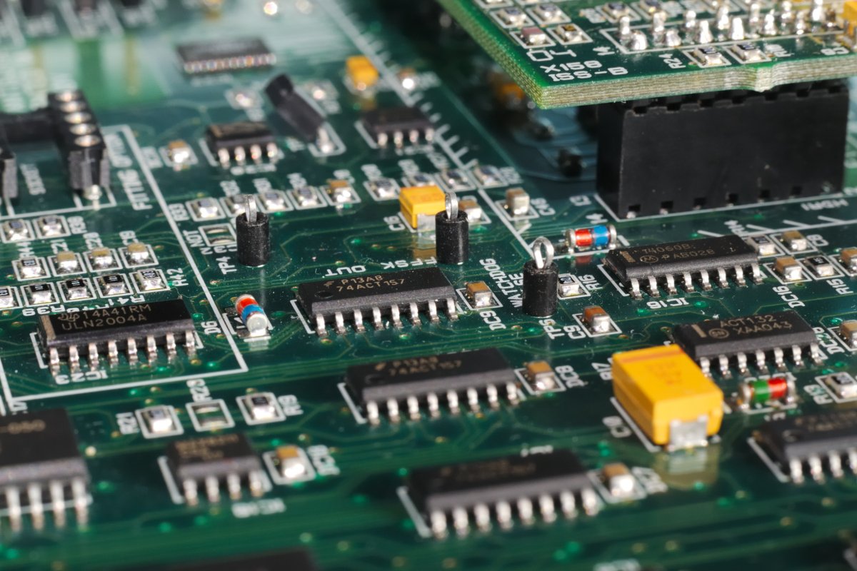 What Is Flux, Why and How to Clean Flux off PCB