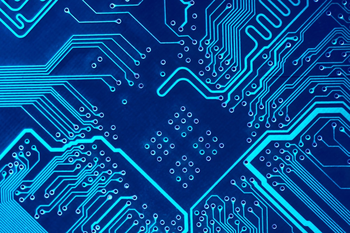 Does a Circuit Board Base Have Low Resistance? An In-Depth Analysis